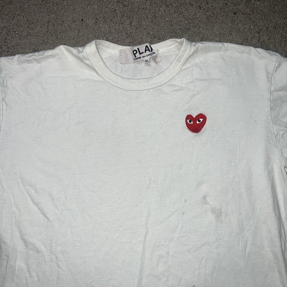 Comme des Garçons Play x The Artist Invader Shirt Mens XL White Heart Logo Tee